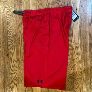 Under Armour Boys Youth Red Shorts w/Pockets NWT